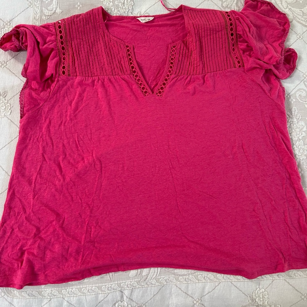 Flirty Linen Blend Tee - EUC